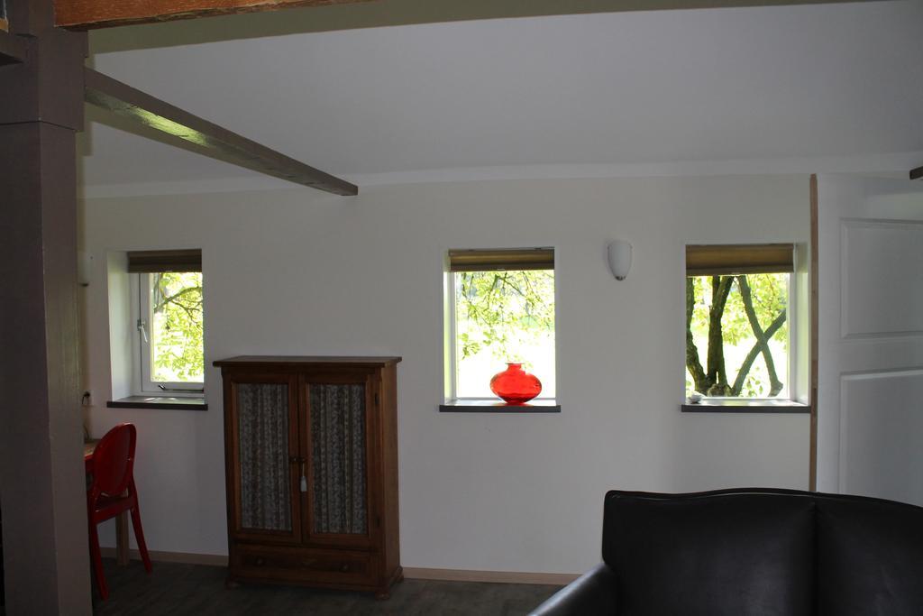 Apartment 'T Zwaluwnest Luttenberg Bilik gambar